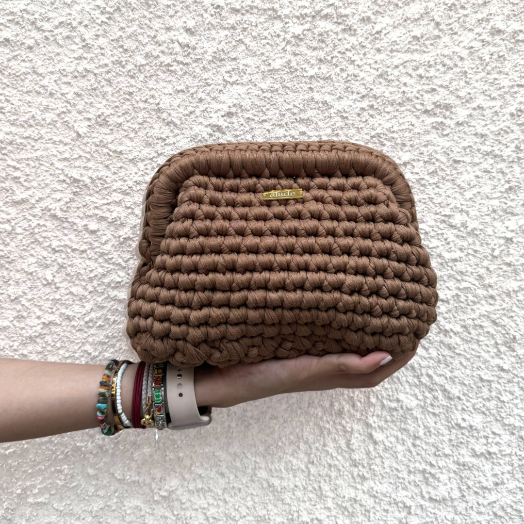 Clara Crochet Bag