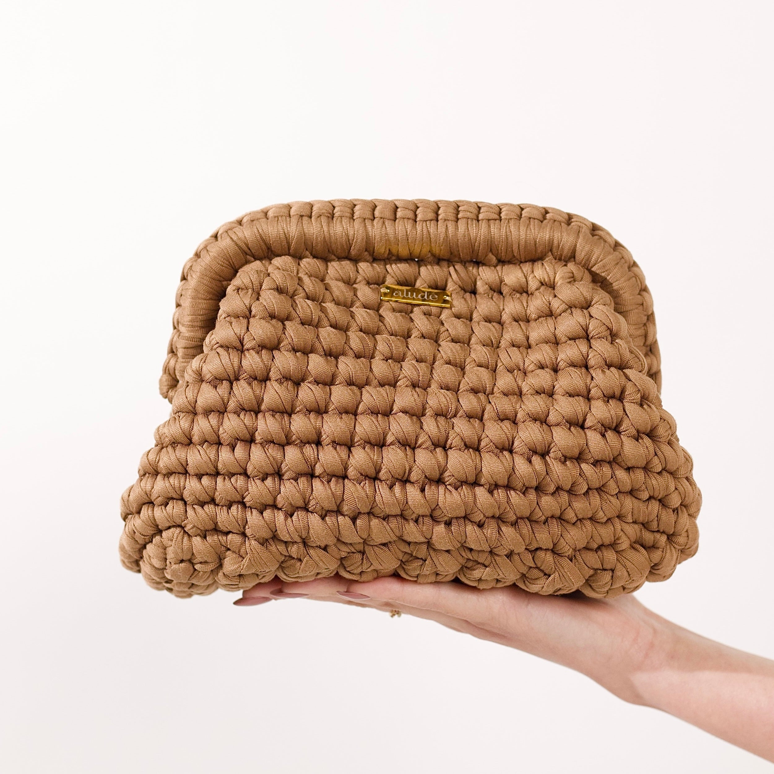 Clara Crochet Bag